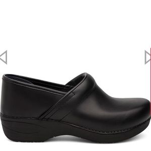 Dansko slip resistant clogs